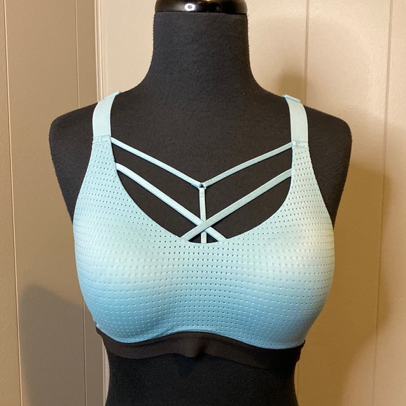 Victoria’s Secret Victoria Sport 34C Sports Bra Padded Mesh Elastic Hem - Picture 1 of 6